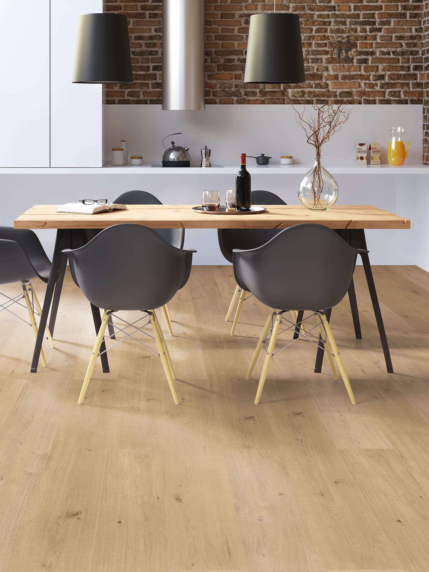 Esstisch mit Flaschen und Gläsern steht vor moderner Küche mit Backsteinwand und Holzstuhl.