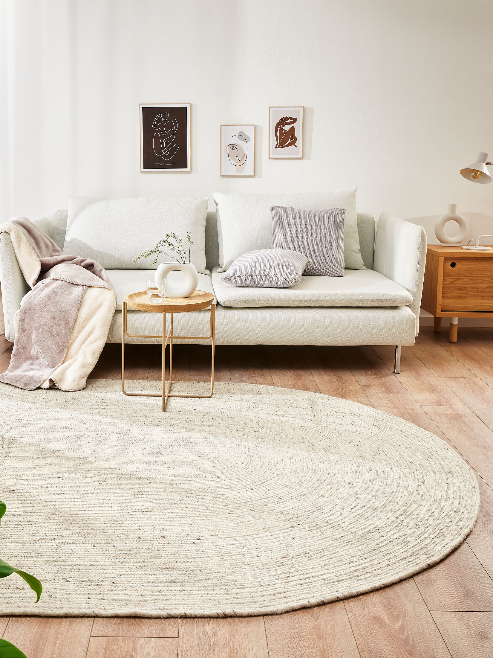 Björna | Creme | ca. 70 x 140 cm oval