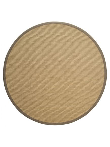 Runder Teppich liegt flach, beige mit grauem Rand, vor weißem Hintergrund.