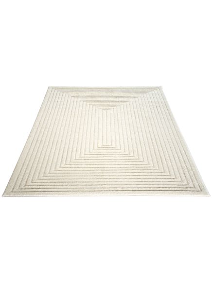 Quadratischer Teppich mit gestreiftem Muster, liegend auf weißem Hintergrund.