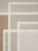 Teppich zeigt geometrisches Rechteckmuster in Beige-, Braun- und Grautönen auf hellem Hintergrund.