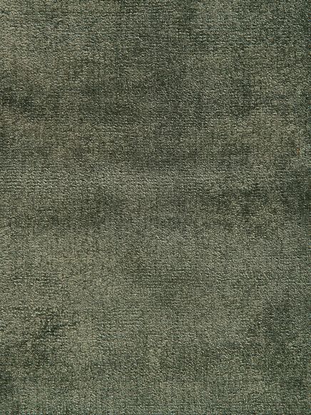 grauer Teppich mit gleichmäßigem, dichtem Flor ohne Muster